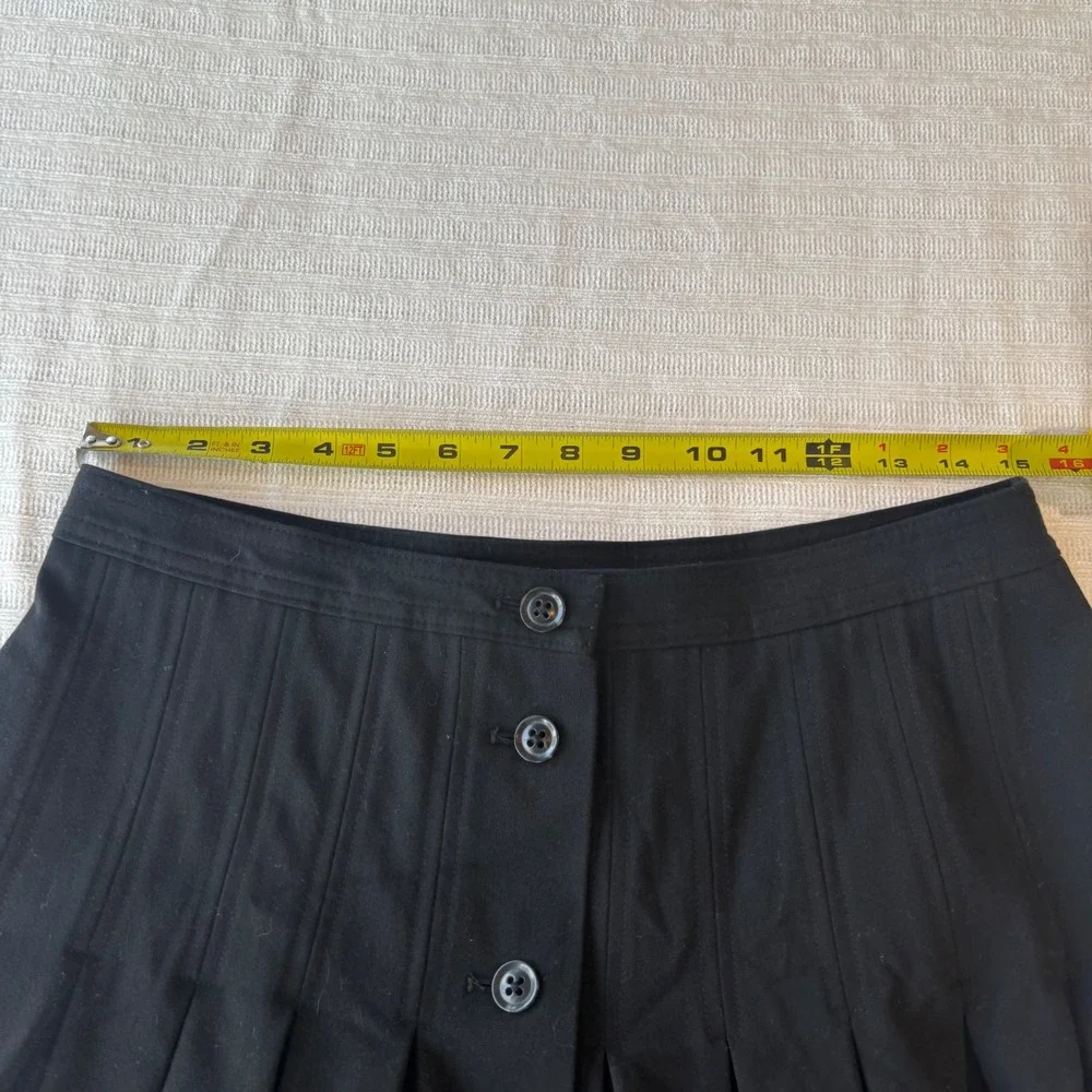 Gap Stretch Black Pleated Button Front Mini Skirt Size‎ 8 Holiday 2008